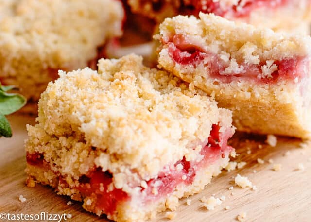 fresh strawberry crumb bar recipe