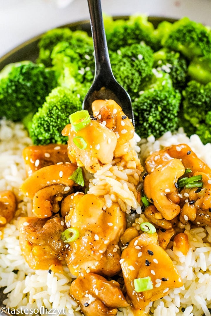 A plate of food with broccoli, with Chicken and Teriyaki