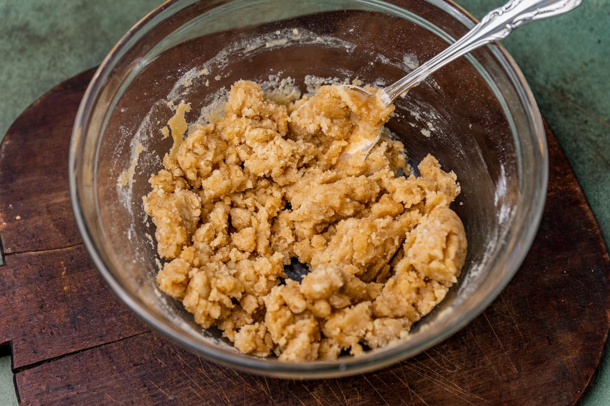 mixed crumble in a glass bowl