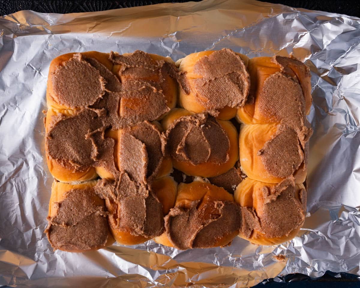 unbaked slider cinnamon rolls