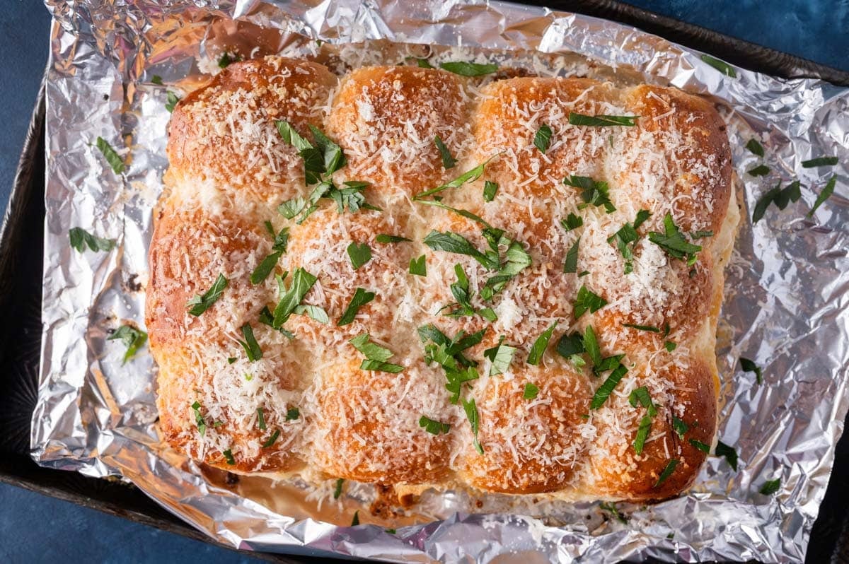 baked garlic bread sliders
