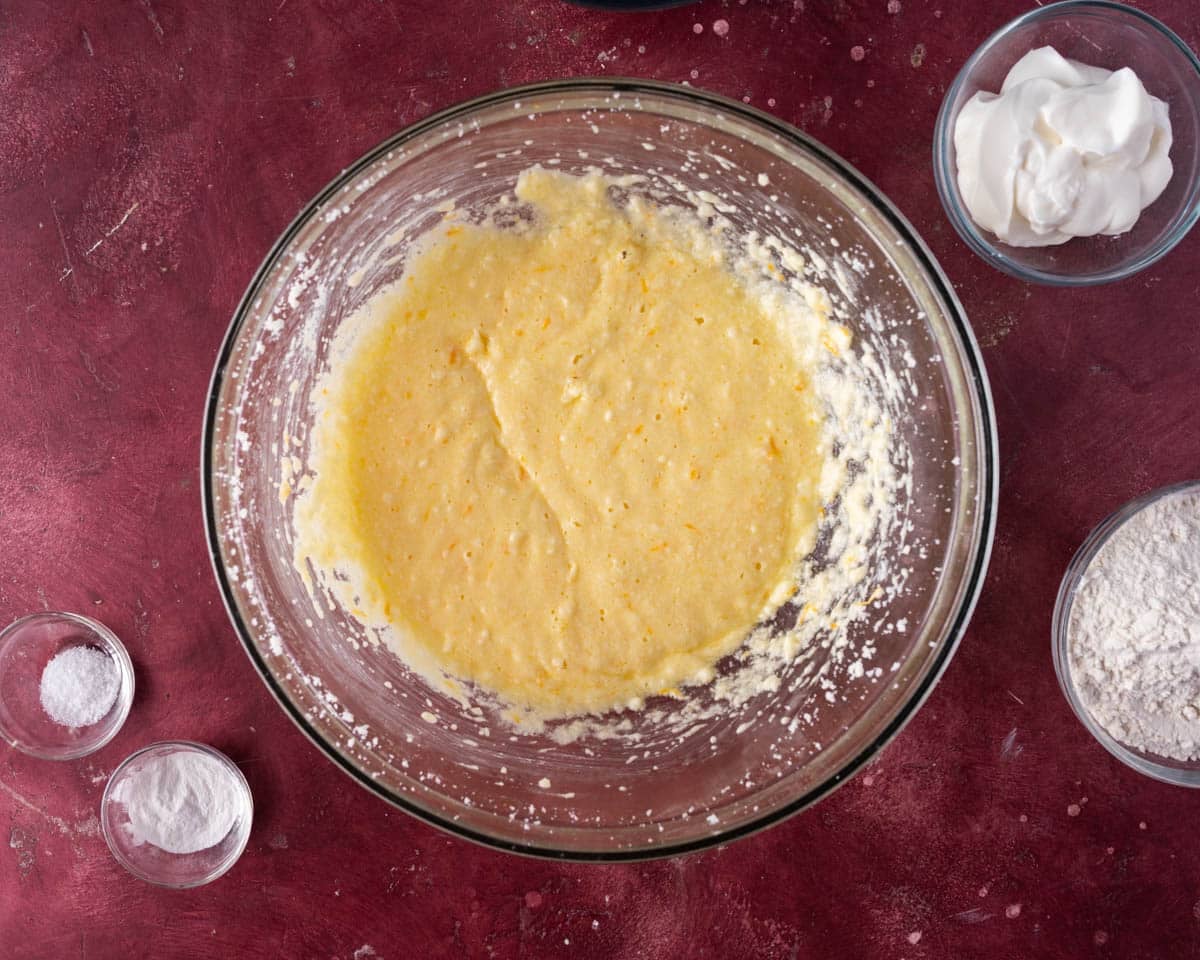 wet ingredients for cake in a bowl