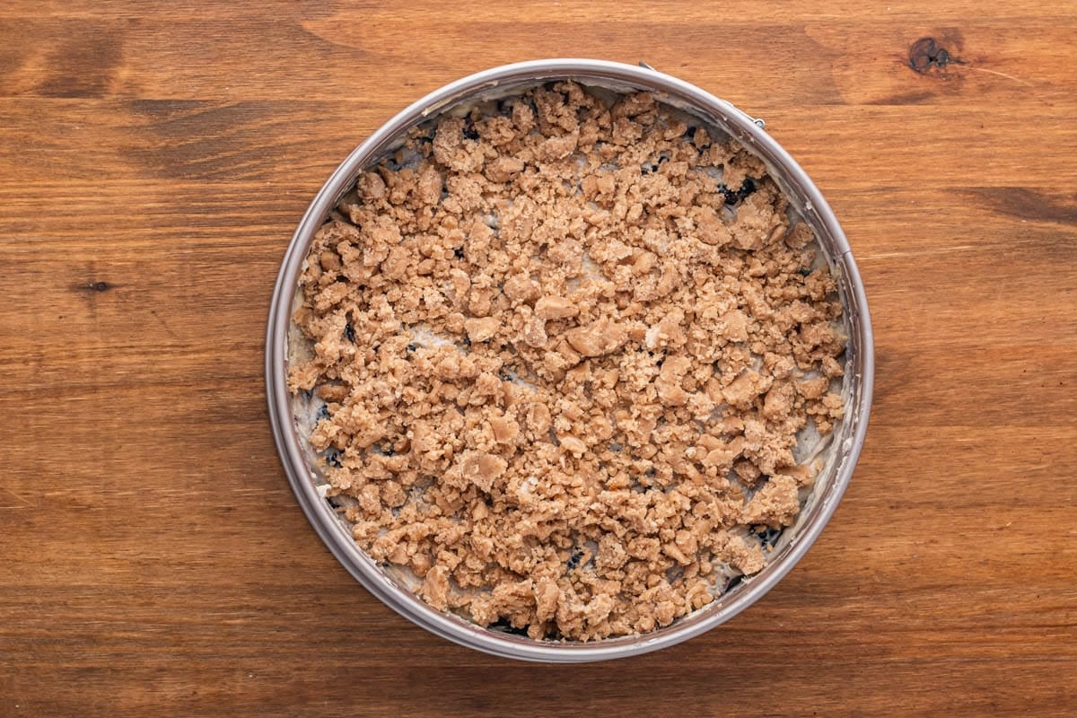 unbaked blackberry coffee cake with streusel