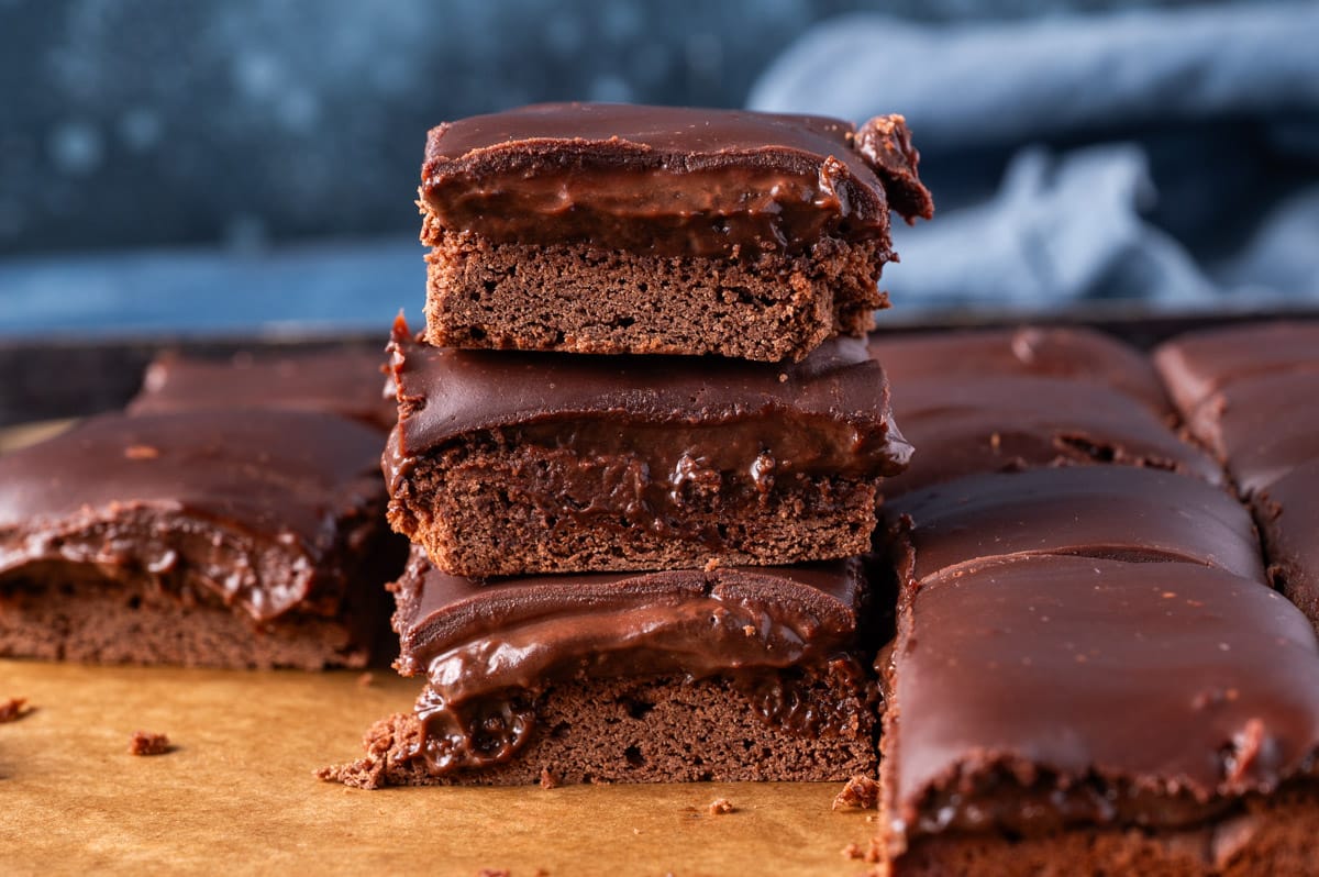 cake mix brownies with pudding on a table