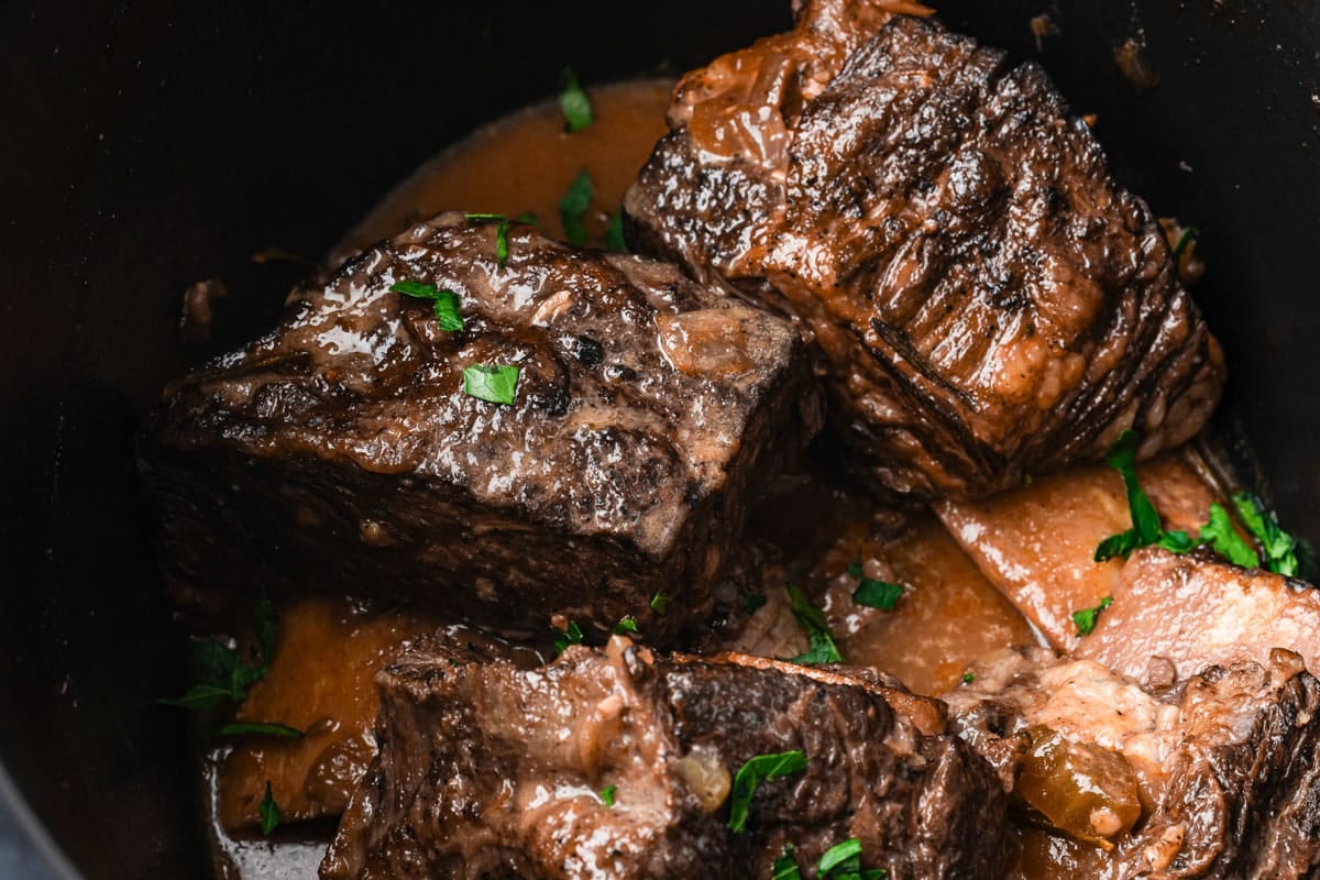 closeup of slow cooker short ribs
